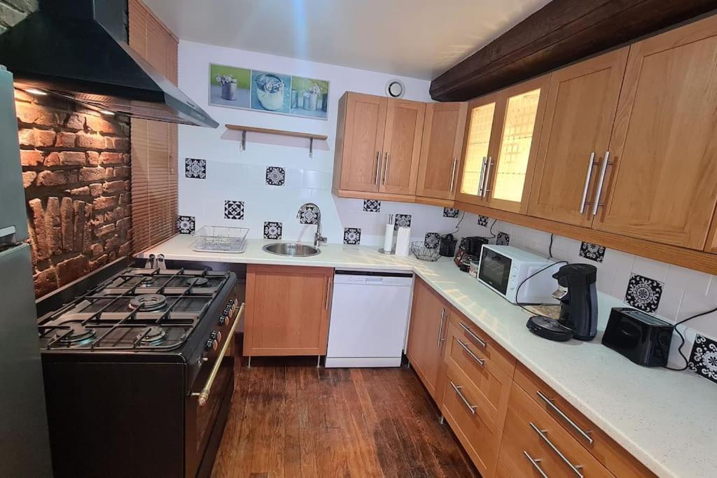 شقة Duplex De Prestige تروي المظهر الخارجي الصورة